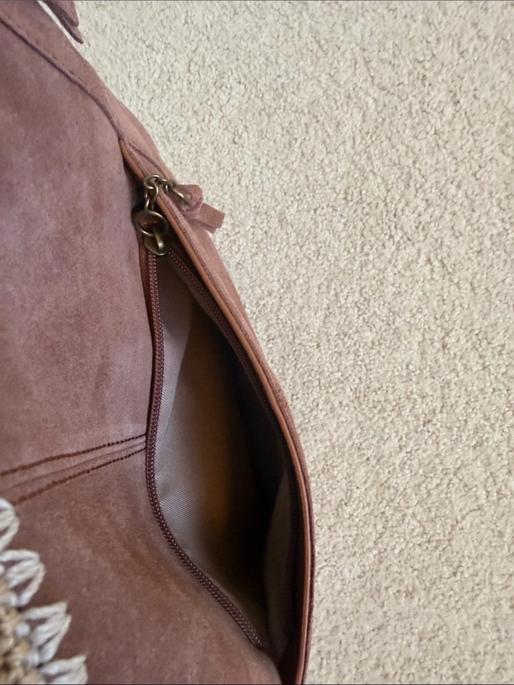 Like new “The Sak Lucia Crossbody” Women's Brown Suede Bag with Adjustable Strap
